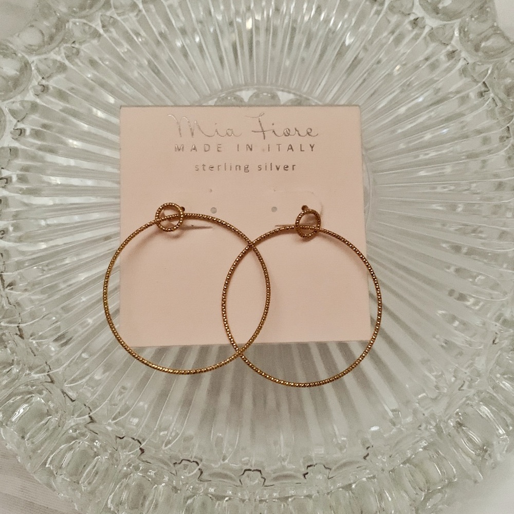 Mia Fiore Earrings - Picture 2 of 4